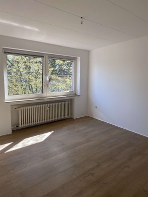 Wohnen in Mülheim-Broich, schöne 2,5 Raum Wohnung, 45479 Mülheim an der Ruhr, Etagenwohnung
